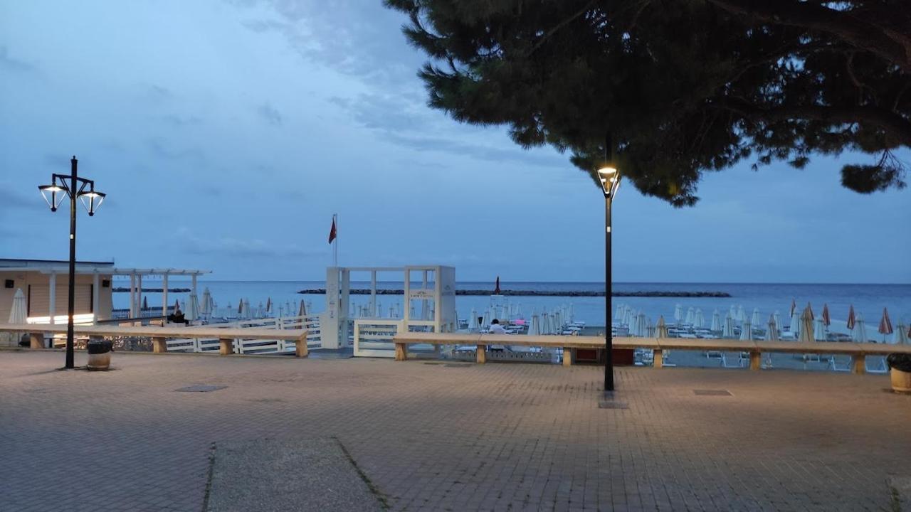 Hotel Fortuna San Bartolomeo Al Mare Eksteriør bilde