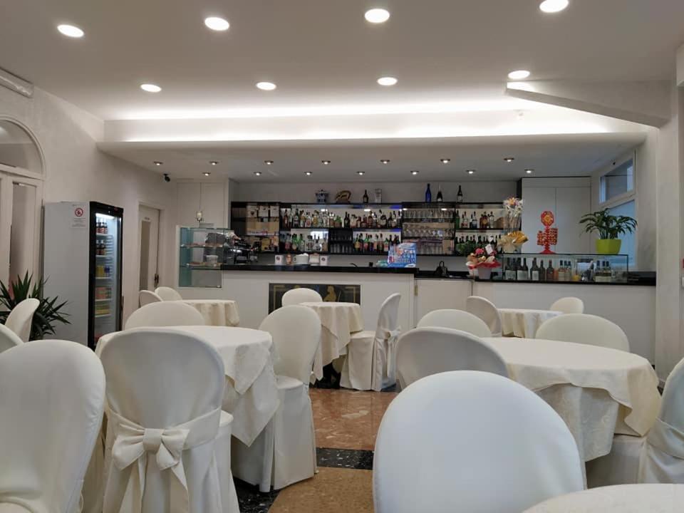 Hotel Fortuna San Bartolomeo Al Mare Eksteriør bilde